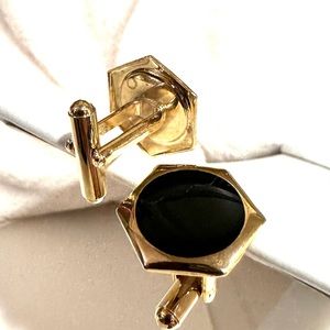 Hexagon CUFFLINKS RETRO VTGBlack GT cuffs W Collection/ Wedding/ Gift/ Unisex